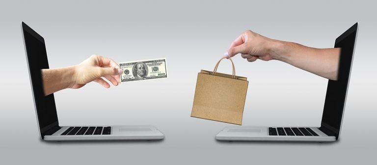 Benefits of Using a Custom Site for Your E-commerce Store